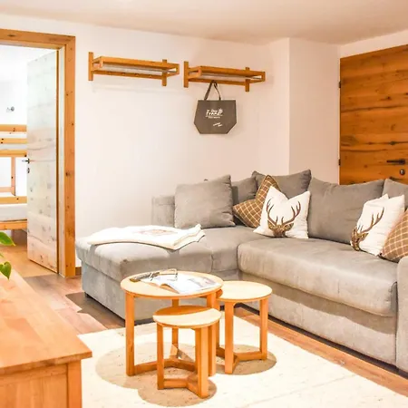 Haus Franzi Apartment *