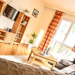 Haus Franzi * 施特格